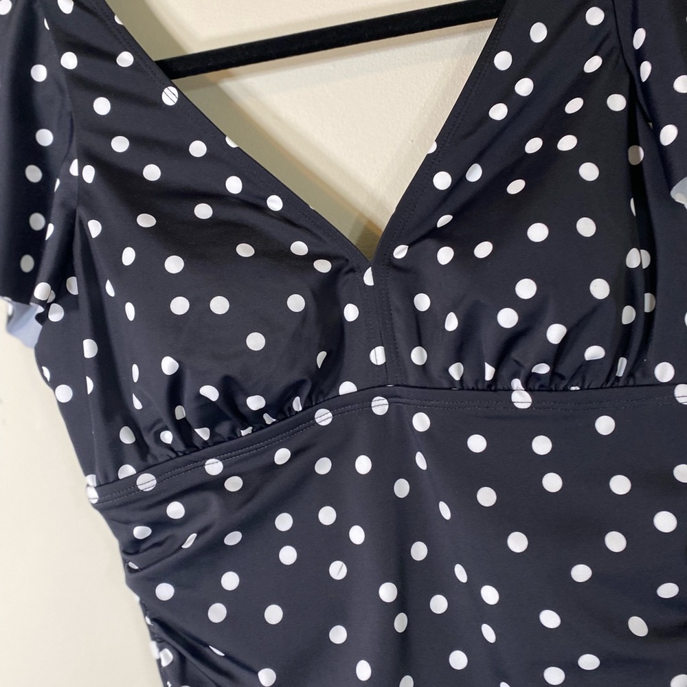 Swim Solutions
Women's Flutter-Sleeve Polka Dot One-Piece
Swimsuit - Picture 3 of 7